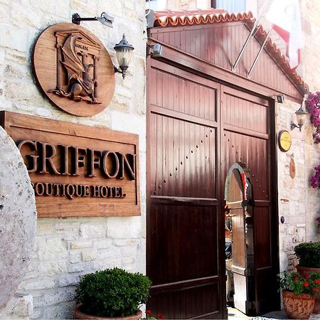 ينيفوتشا Griffon Hotel المظهر الخارجي الصورة