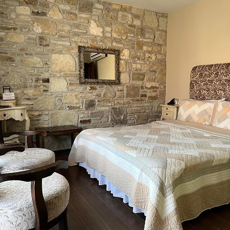 Griffon Hotel ينيفوتشا المظهر الخارجي الصورة
